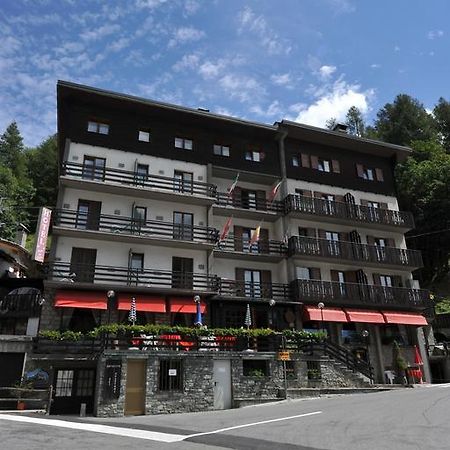 Hotel Etoile De Neige Valtournenche Dış mekan fotoğraf