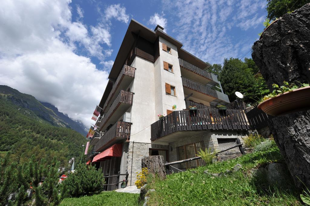 Hotel Etoile De Neige Valtournenche Dış mekan fotoğraf