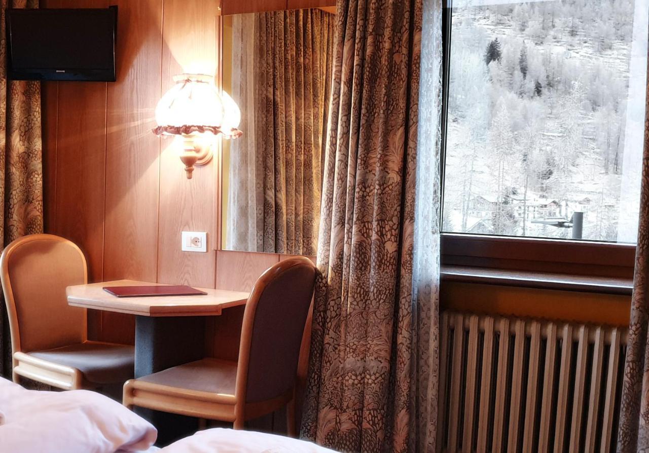 Hotel Etoile De Neige Valtournenche Dış mekan fotoğraf